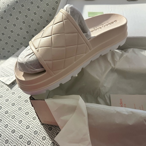 Quilted Fanny pack by Ampere Creations - Picture 2 of 5